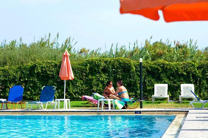 Alfa Hotel Apartments Gerani  Ngoại thất bức ảnh